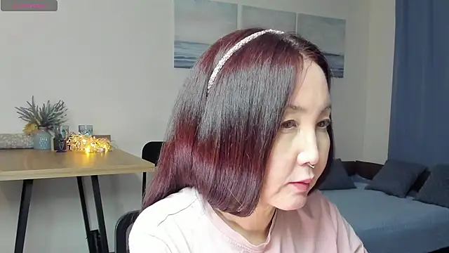 AvroraSakura online show from 02/07/25, 04:24