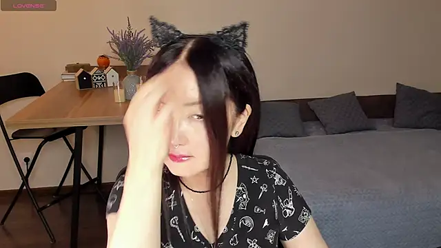 AvroraSakura online show from 10/26/25, 02:34