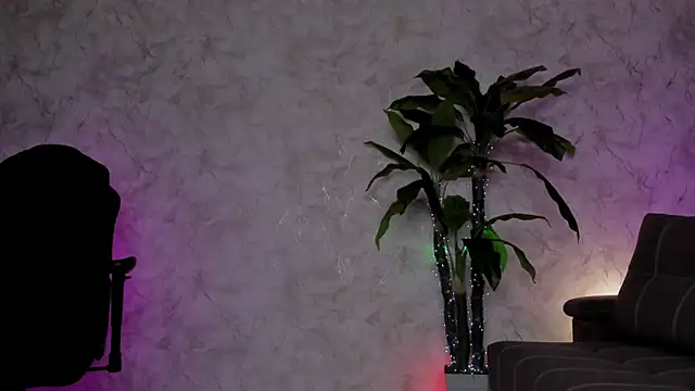 Emma7 online show from 02/18/26, 01:56