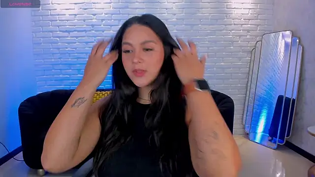 ToriCrossX online show from 03/04/25, 01:17