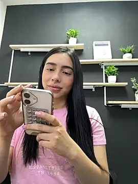 isabella jade online show from 11/07/25, 01:11