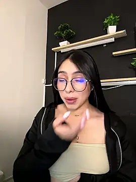 isabella jade online show from 01/08/26, 11:07