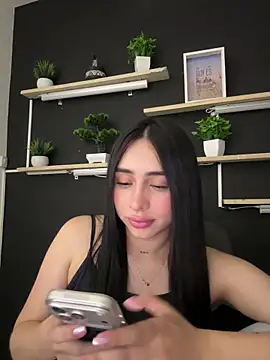 isabella jade online show from 02/25/26, 08:40