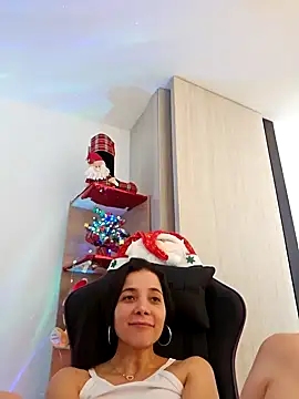 miaeyes online show from 12/11/24, 04:42