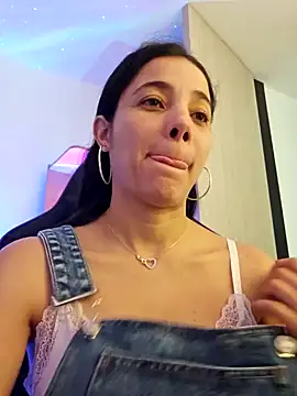 miaeyes online show from 01/04/25, 02:14