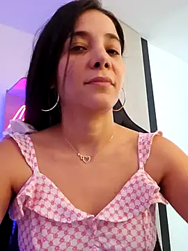 miaeyes online show from 01/08/25, 06:09