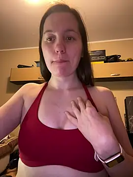 Snapshot of Nicole-Ray chatting on 02/05/25, 09:29 Nicole-Ray online show from 02/05/25, 09:29