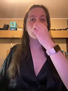 Snapshot of Nicole-Ray chatting on 03/22/25, 12:06 Nicole-Ray online show from 03/22/25, 12:06