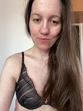 Nicole-Ray online show from 04/21/26, 07:58