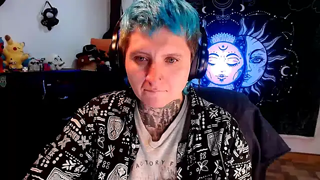 Snapshot of Marieblueeyes chatting on 02/05/25, 02:19 Marieblueeyes online show from 02/05/25, 02:19