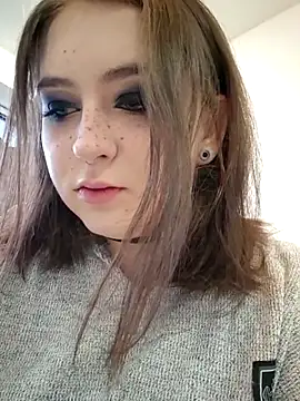 Yammy Yumi online show from 10/30/25, 04:03