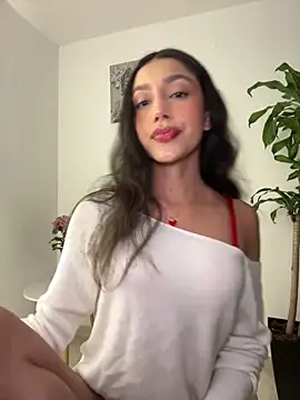 SelenaStone online show from 11/25/25, 11:16