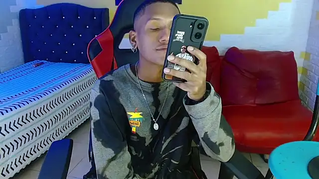 ManSant online show from 10/28/25, 03:25