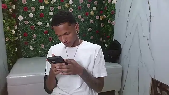 ManSant online show from 12/22/25, 03:20