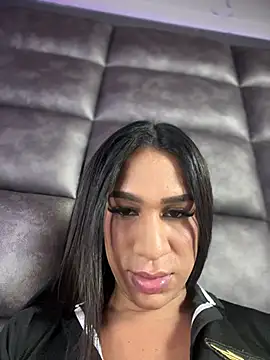 Ashly Miller online show from 03/02/25, 10:48