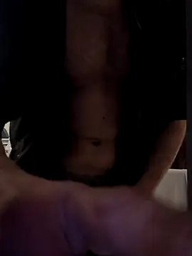 Snapshot of geilehure26 chatting on 12/19/24, 10:42 geilehure26 online show from 12/19/24, 10:42