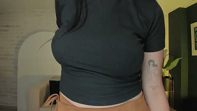 LilaWest online show from 12/13/24, 01:37