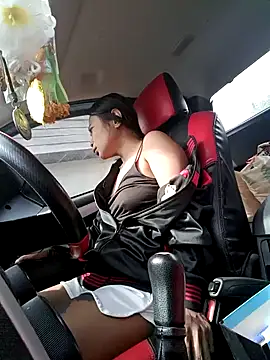 Snapshot of KinkyKit_May chatting on 12/09/24, 05:51 KinkyKit May online show from 12/09/24, 05:51