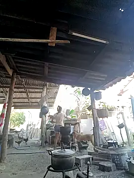 Snapshot of KinkyKit_May chatting on 01/08/25, 02:35 KinkyKit May online show from 01/08/25, 02:35