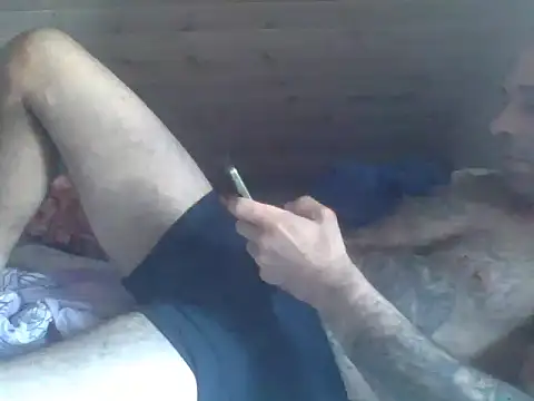 Snapshot of Nowy111 chatting on 06/28/26, 06:03 Nowy111 online show from 06/28/26, 06:03