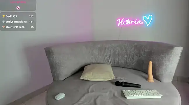 Snapshot of victoria_027 chatting on 02/13/25, 06:05 victoria 027 online show from 02/13/25, 06:05