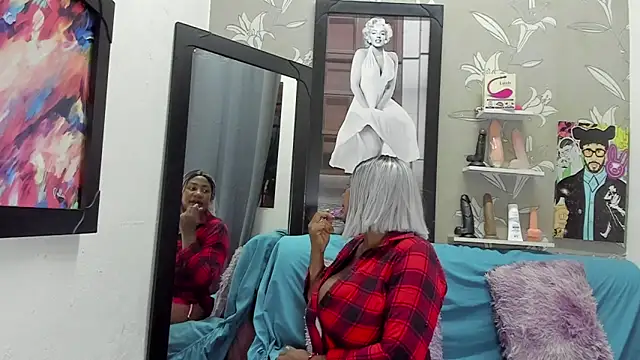 Karen Bis online show from 03/31/26, 11:05