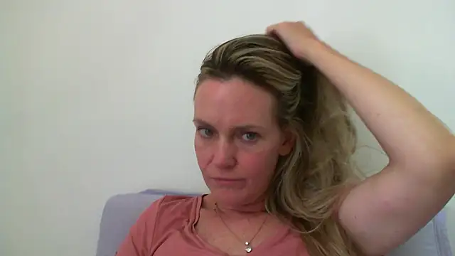 Annylove1 online show from 01/22/25, 02:56