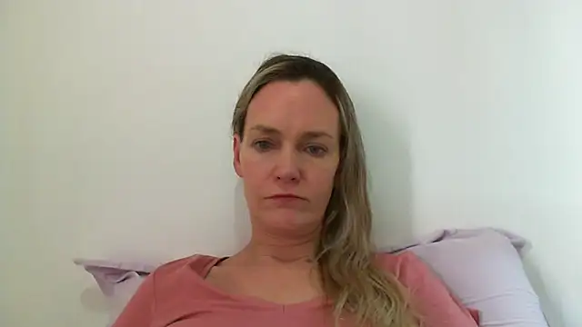 Annylove1 online show from 02/14/25, 10:07