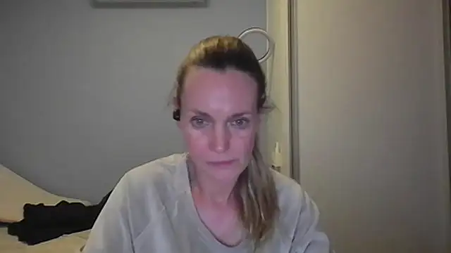 Annylove1 online show from 11/23/25, 12:32