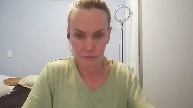 Snapshot of Annylove1 chatting on 06/15/26, 12:13 Annylove1 online show from 06/15/26, 12:13