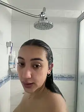 Hannahoff online show from 11/16/25, 10:04