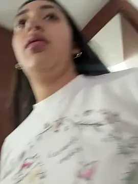 Hannahoff online show from 11/22/25, 07:13