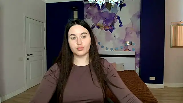 Roxie Bradley online show from 03/11/25, 06:53