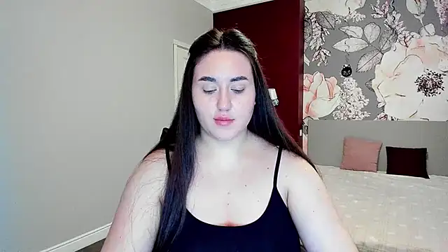 Roxie Bradley online show from 02/02/26, 06:45