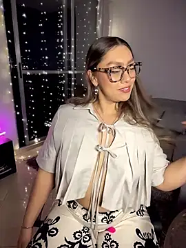 Im sophiie online show from 03/07/26, 07:16