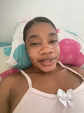  yisela  online show from 04/12/26, 09:31