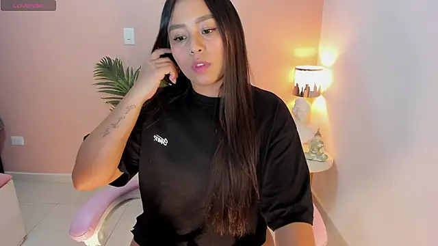 Ciara8 online show from 10/27/25, 01:37