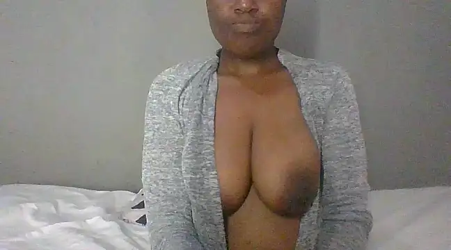 BeejayLoverxx online show from 03/04/25, 09:00