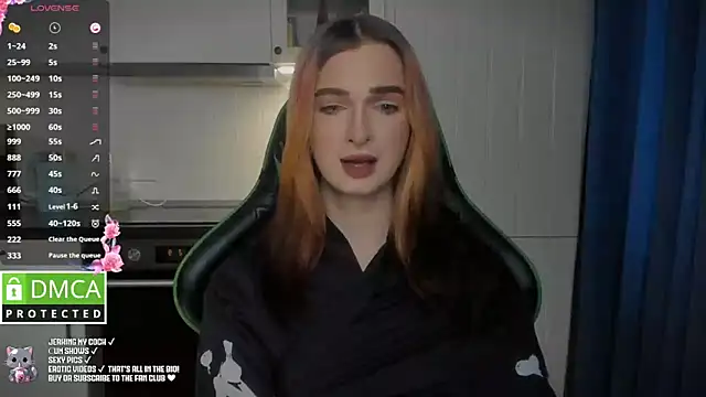 Snapshot of Lee_Loo chatting on 02/05/25, 02:05 Lee Loo online show from 02/05/25, 02:05