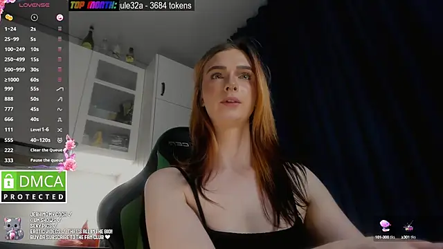 Snapshot of Lee_Loo chatting on 02/21/25, 06:15 Lee Loo online show from 02/21/25, 06:15