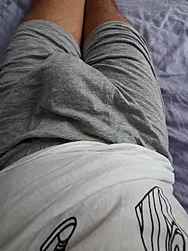 mailon02 online show from 10/12/25, 08:24