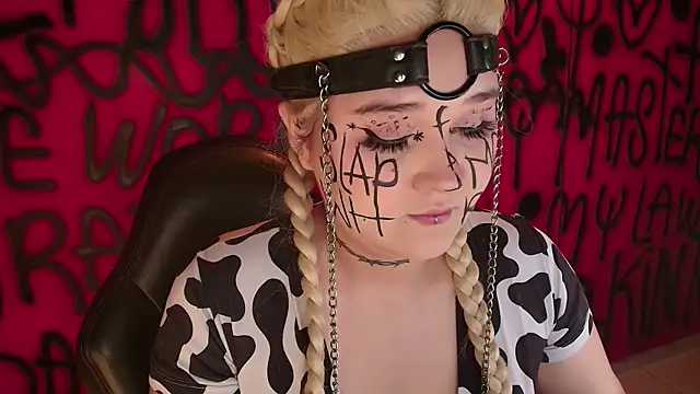 Laura takint online show from 12/08/24, 07:11