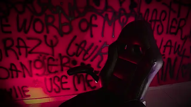 Laura takint online show from 02/13/25, 03:56