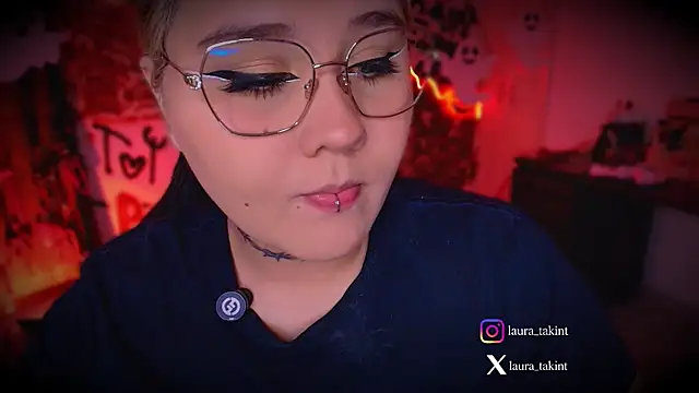 Laura takint online show from 10/03/25, 09:12