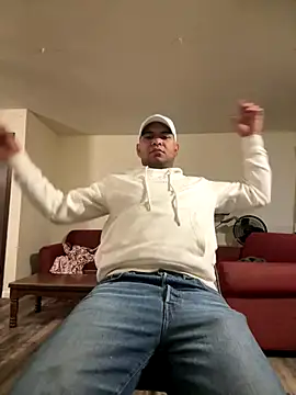 marhi32 online show from 11/19/25, 01:44