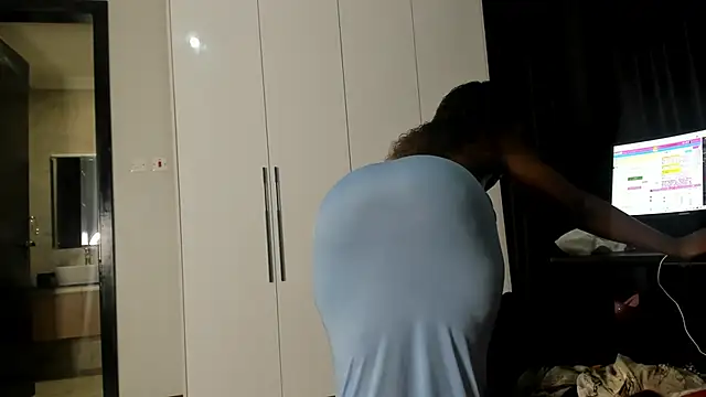 naughty bigass online show from 04/06/26, 08:54