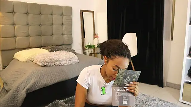 Valeriestyle online show from 03/03/25, 03:52