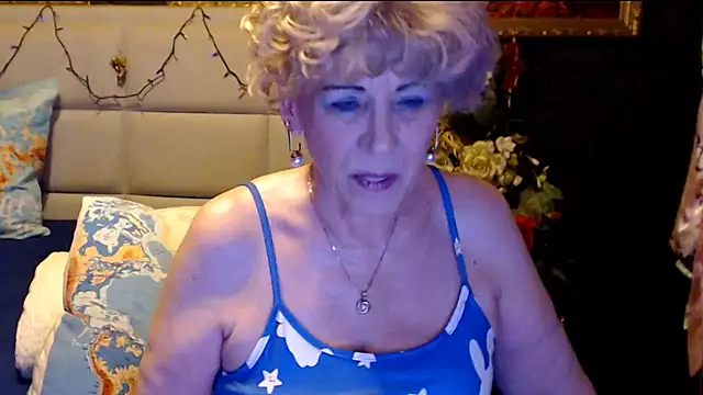 HappyWomanOn online show from 03/22/25, 07:31