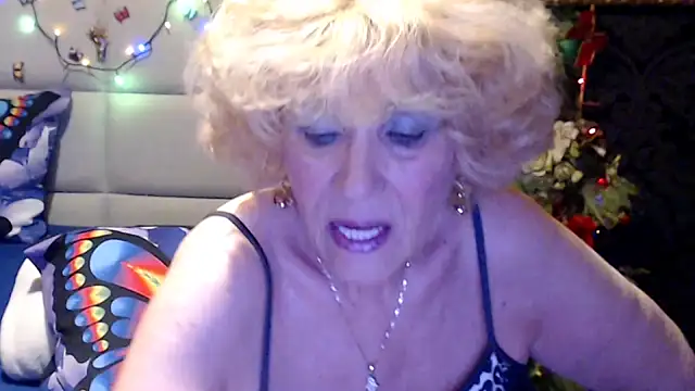 HappyWomanOn online show from 05/11/26, 06:16