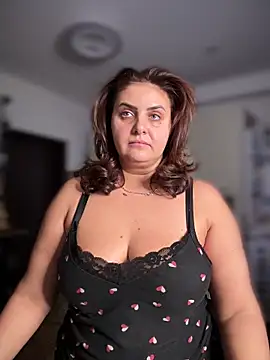 AnneKane online show from 11/14/25, 04:33